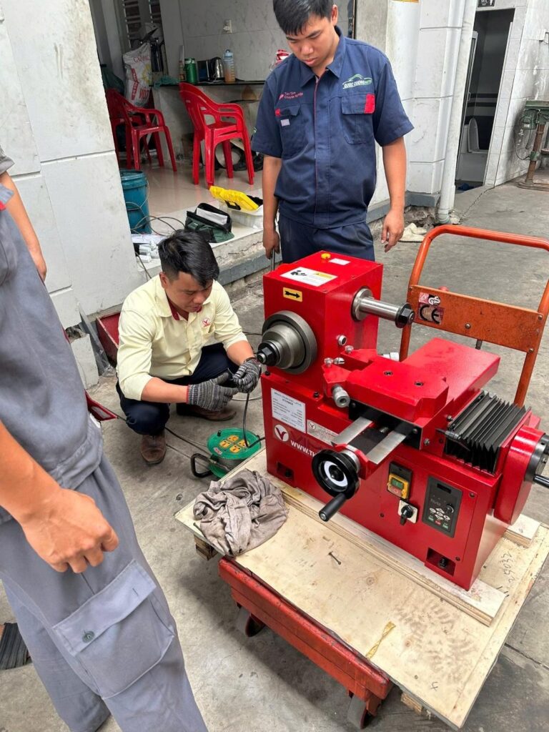 thiết bị gara ô tô